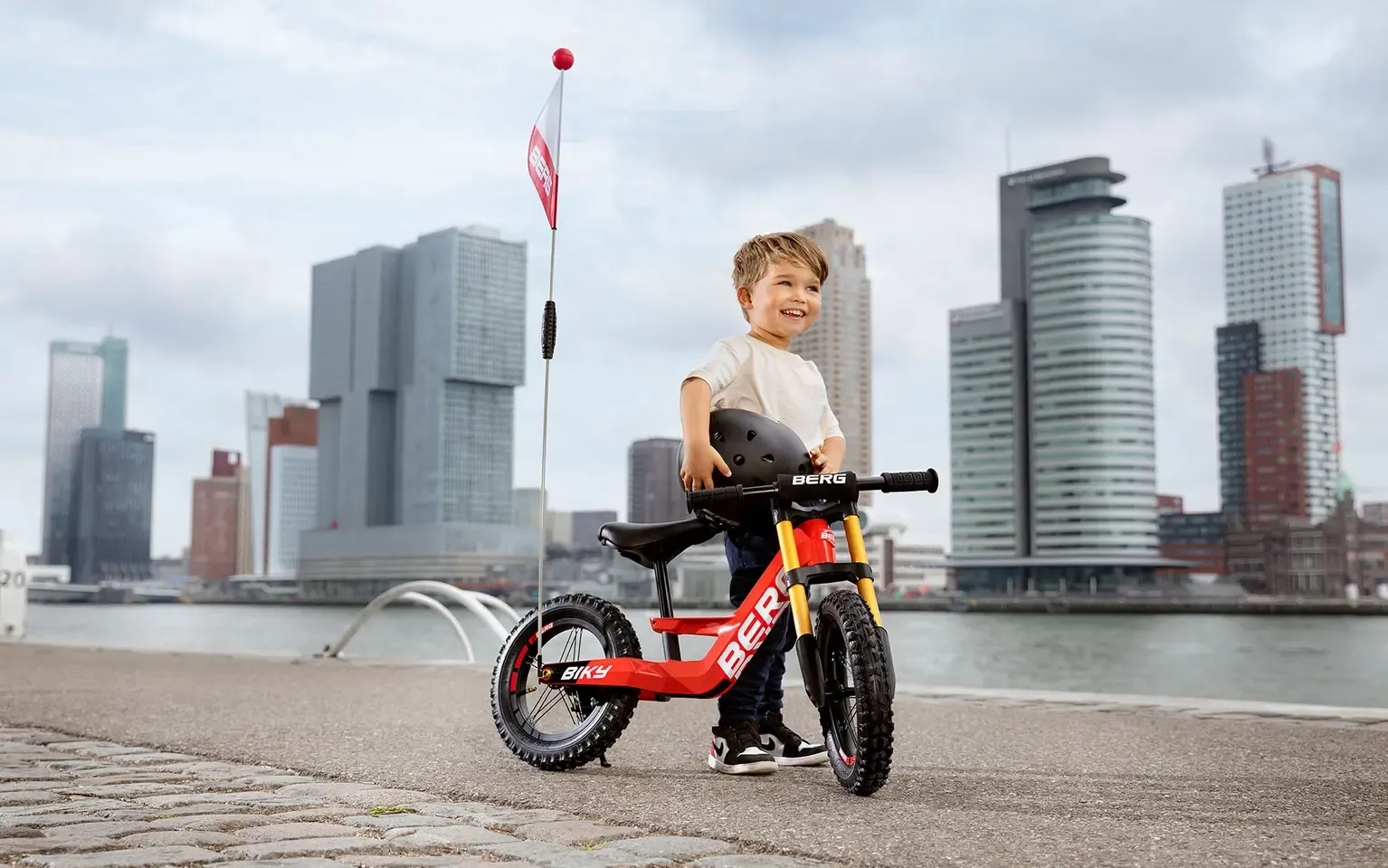 Berg Biky Cross Red with Handbrake
