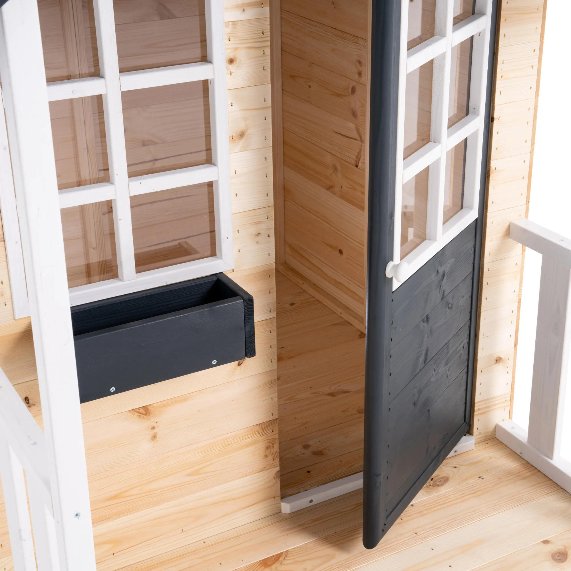 TP Bluebell Cottage with Deck , Slide and Double Swing