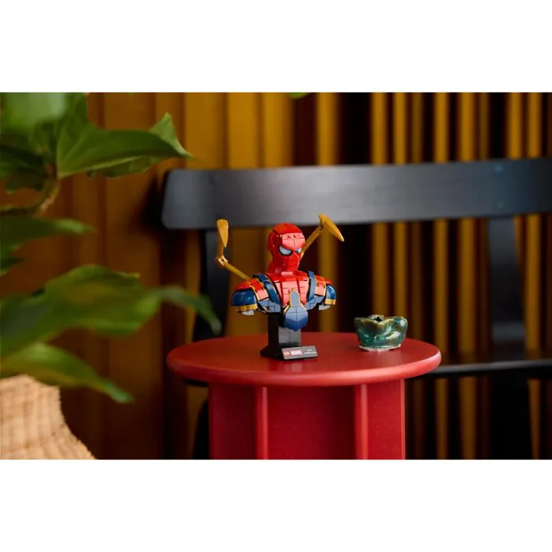 Lego Marvel Iron Spider-Man Bust