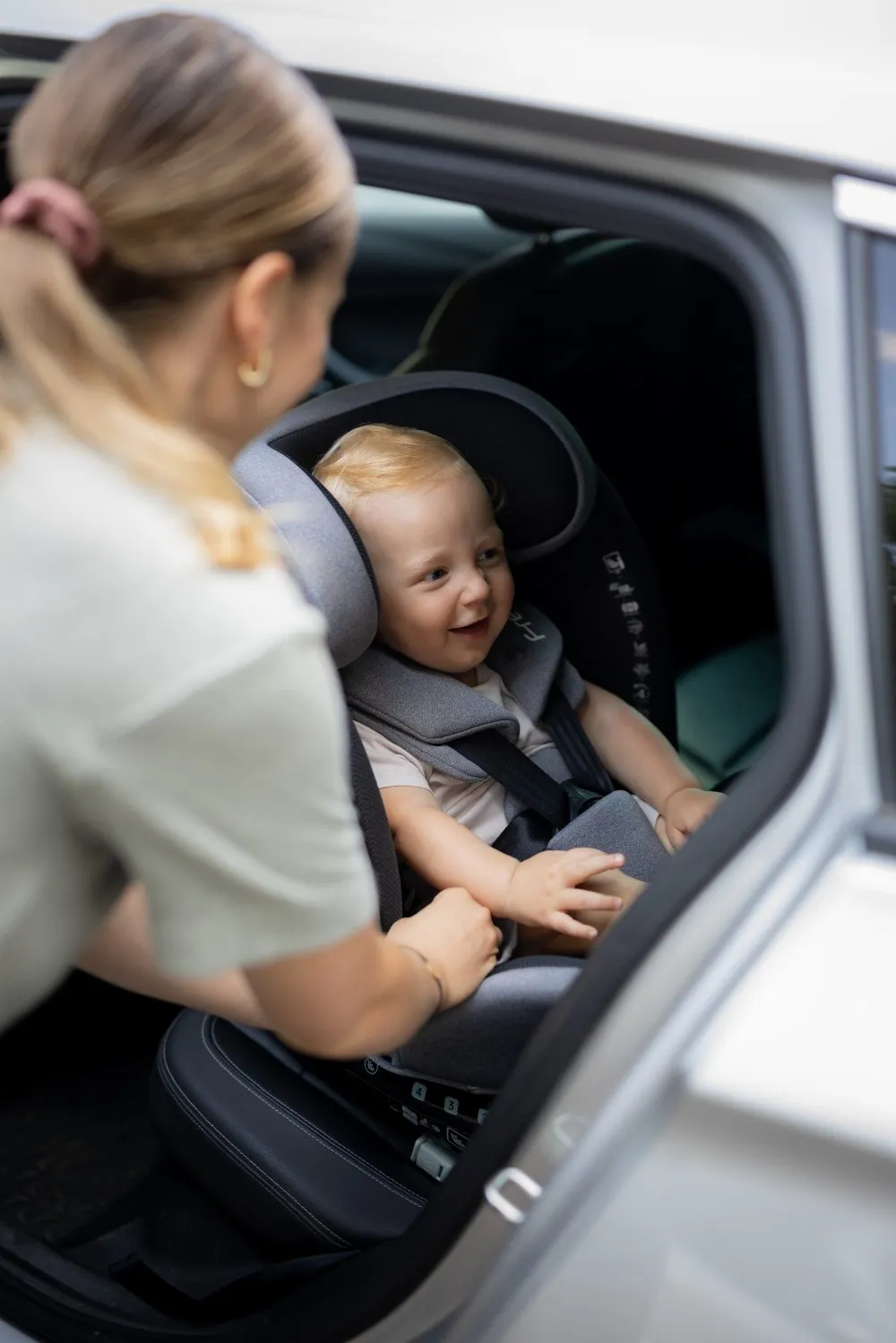 FreeOn car seat Colt i-Size 40-150 cm
