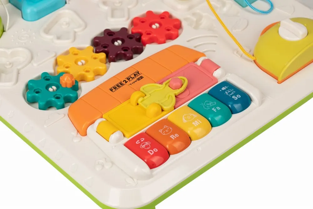FreeOn Free2Play Activity table Explore&Play