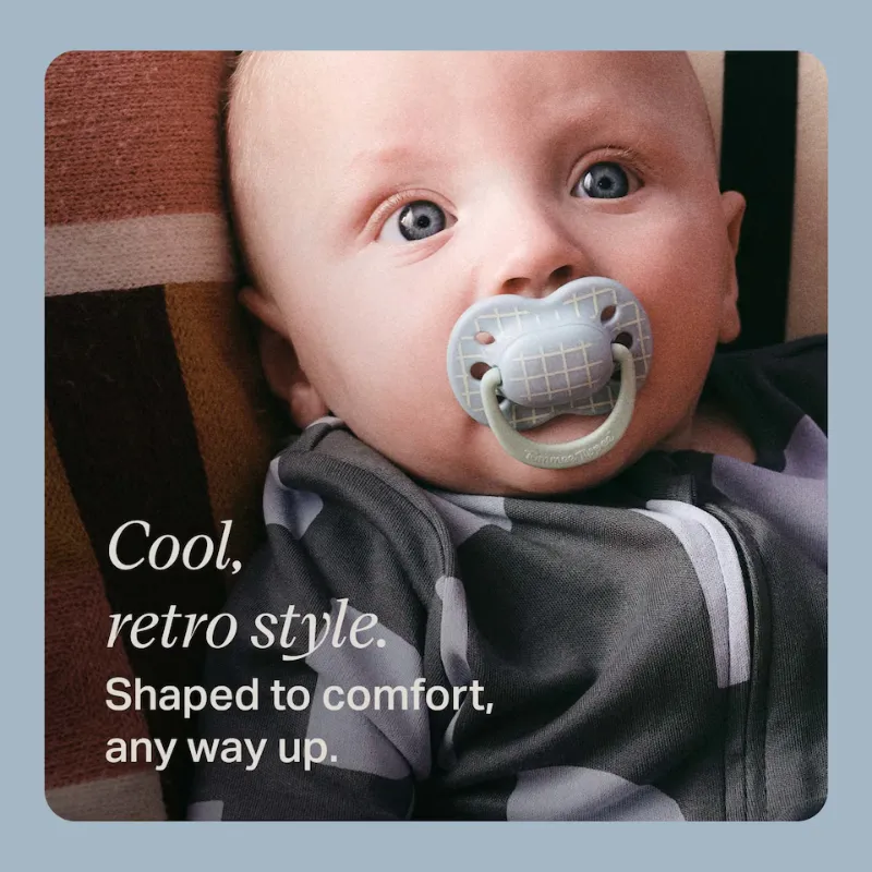 Tommee Tippee Decorated Ultimate Fit Boy Soother 0-6m (2 Pack)
